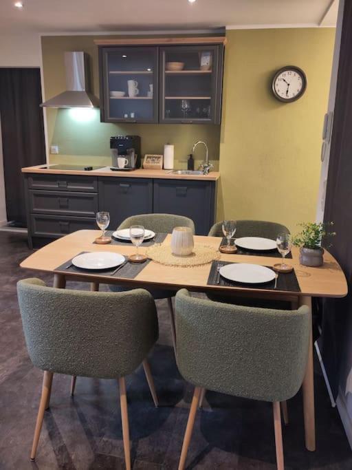 Apartment Komfort L Moselstay L Maximal 4 Personen Und Baby I Mosel I Wifi I Brauneberg